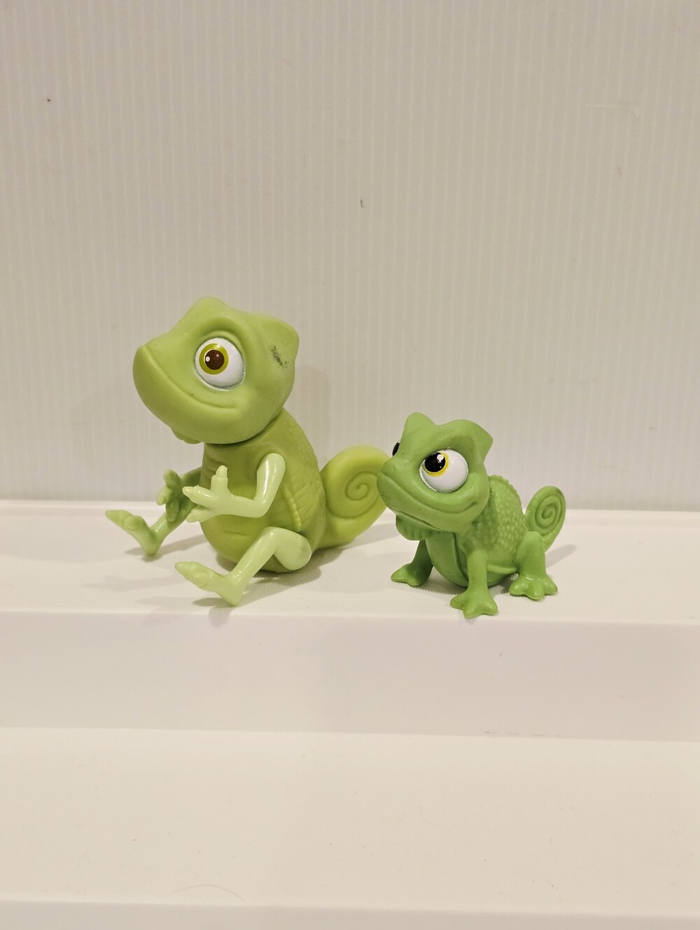 Disney Princess Tangled Rapunzel Pascal Lizard Pet Set